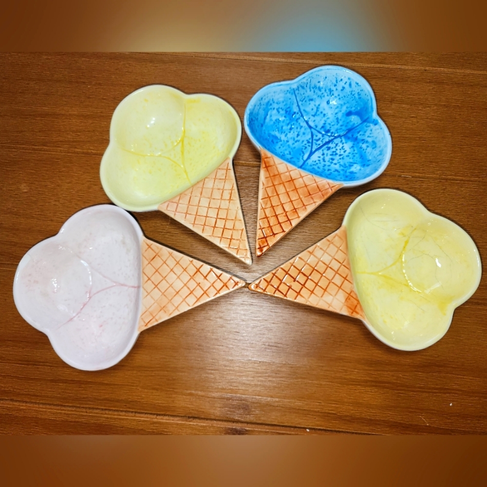 4 Vintage Royal Norfolk Ceramic‎ Ice Cream Waffle Cone Serving Dishes 3/4 Cup